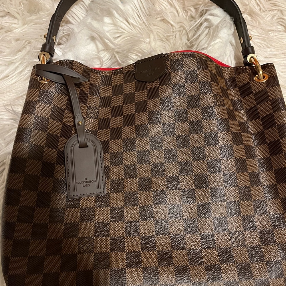 SOLD!! Authentic Louis Vuitton Graceful PM